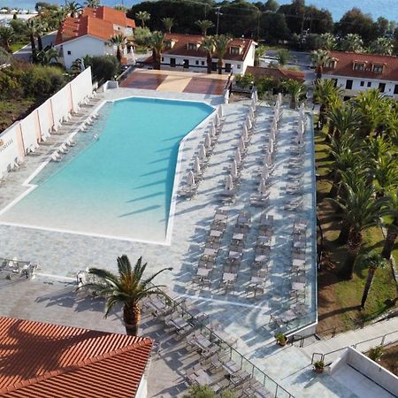 Aristoteles Holiday Hotel And Spa Ouranoupoli Exterior foto